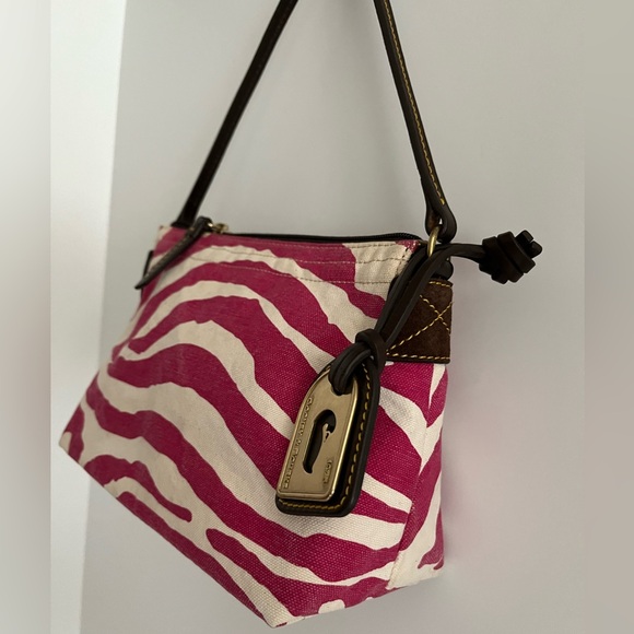 Dooney & Bourke Washed Cotton Canvas w/Leather Trim Small Handbag - sample - Picture 3 of 16